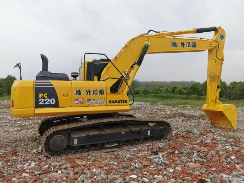 used 22ton komatsu PC220 hydraulic crawler excavator made in Japan