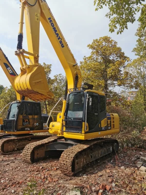 Certified Used Komatsu PC160 Excavator  Proven Reliability & Value