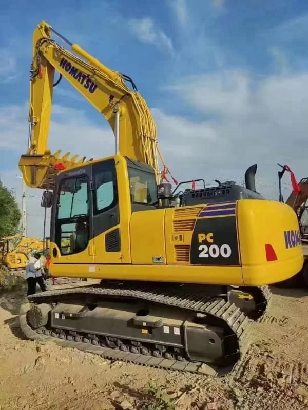 Gebrauchter 20-Tonnen-Bagger Komatsu PC200 zu verkaufen – Gebrauchter Baggerlader in gutem Zustand