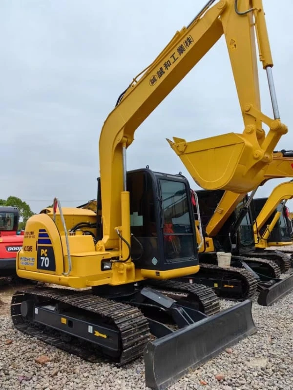 Used Komatsu PC70 Mini Crawler Excavator from Japan - High-Quality Secondhand Hydraulic Digger