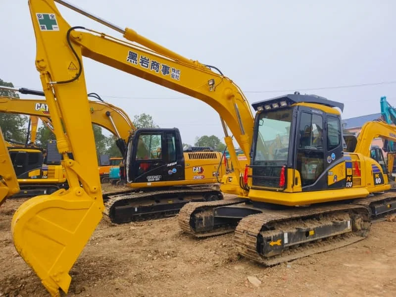 Gebrauchter Komatsu PC130 Kleinkettenbagger zu verkaufen