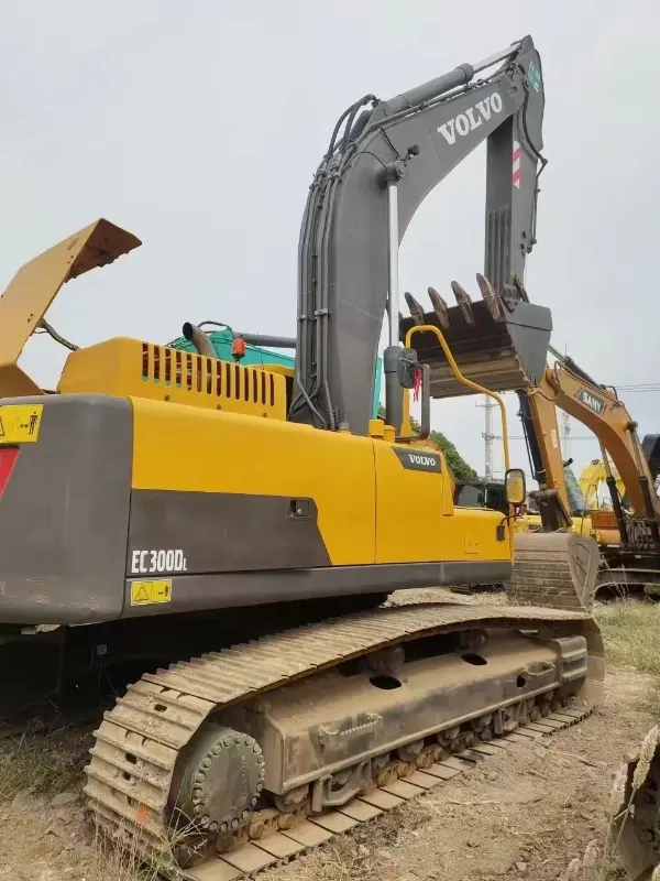 Affordable 30 Ton Used Volvo EC300DL Excavator for Sale